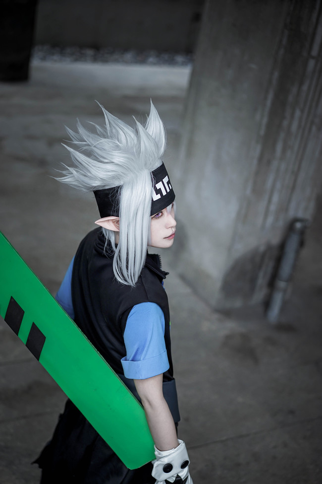 “球王会”何亮欧亚洲红人盛典受冠加冕 摘得“亚洲最佳影视之星”(图1) 球王会